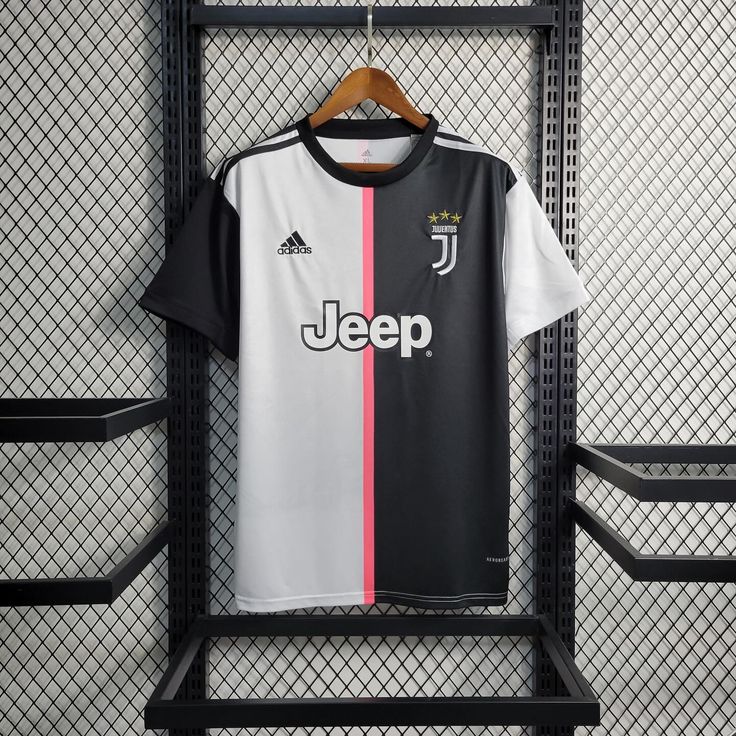Juventus Home 2019 - Stadium Kit Master Copy Edition